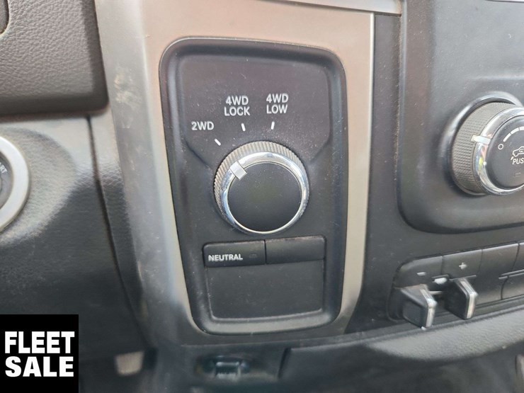 2013-dodge-2500-image-21