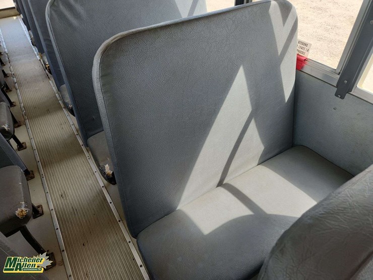 2011-ic-bus-ce-image-23