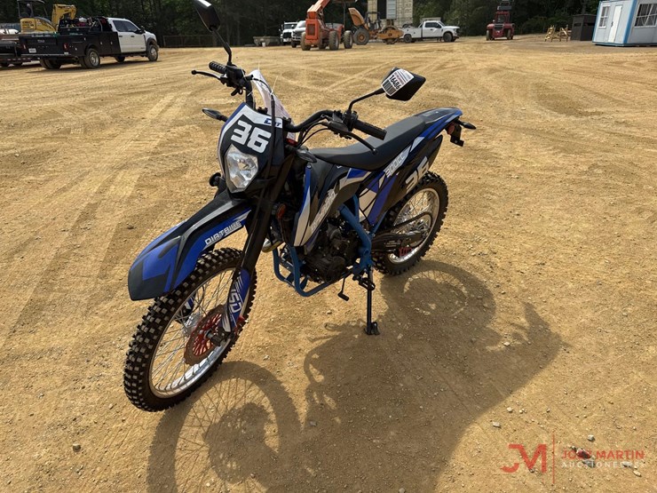 2024-broncho-300cc-dirtbike-image-3