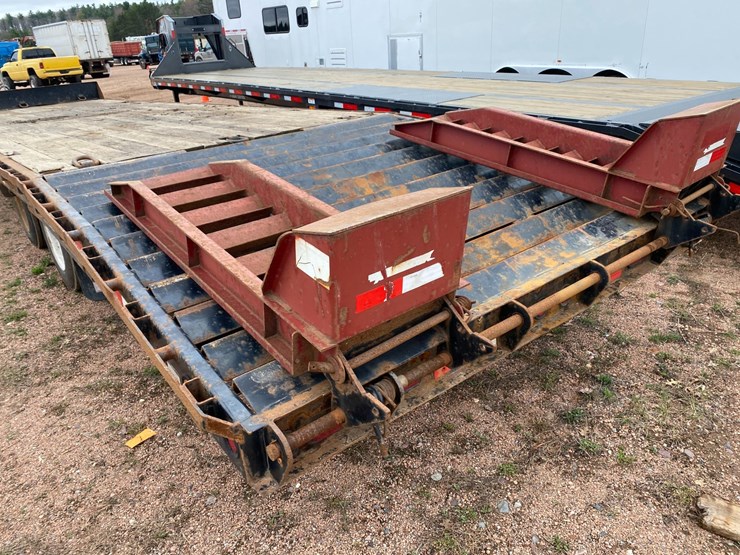 #361-•-2013-towmaster-34'-equipment-tag-trailer-(title-in-delay)-(nitke-yard--mosinee,-wi)-image-19