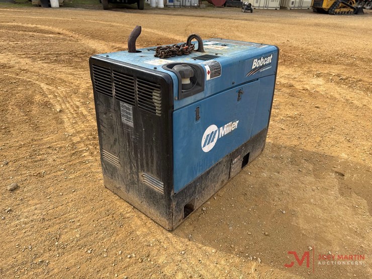 miller-bobcat-225-welder/generator-image-2