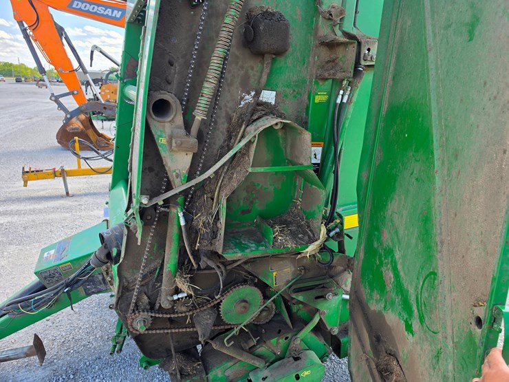 2003-john-deere-567-image-11