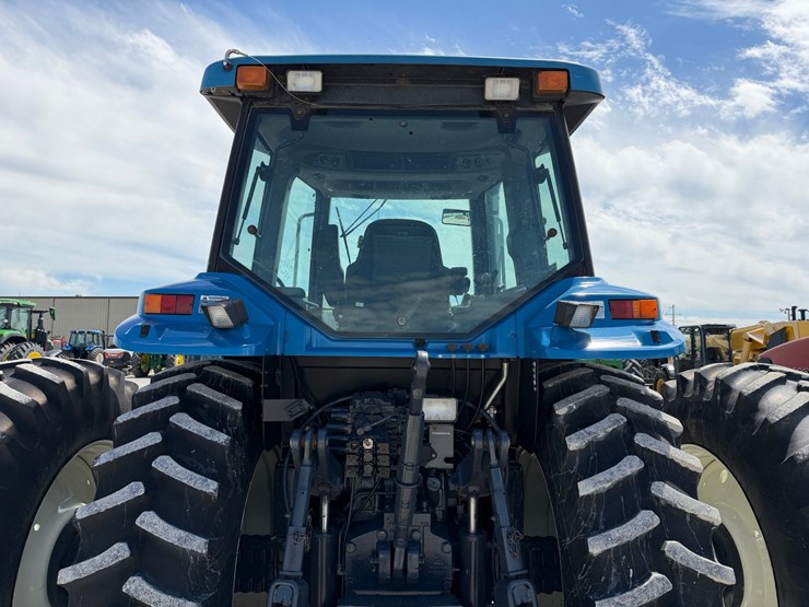 1995-new-holland-8670-image-11