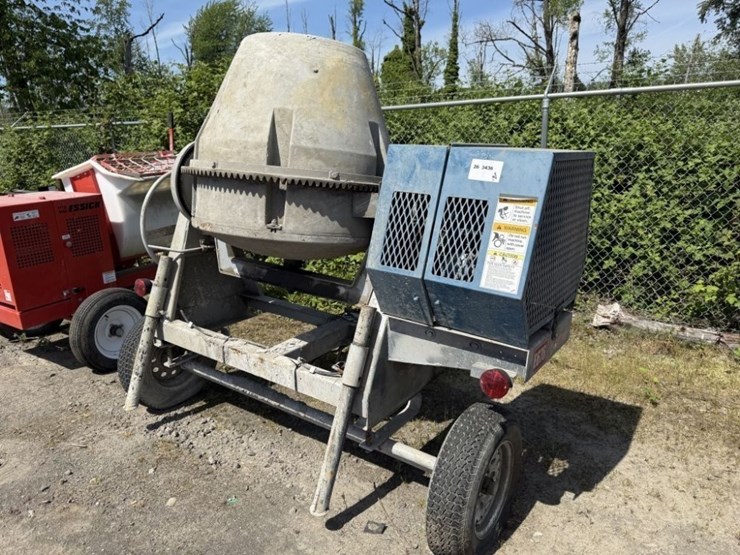 stone-e676-towable-cement-mixer-image-1
