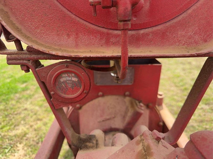 farmall-f-20-image-36