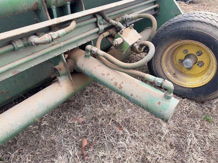 john-deere-250-image-23