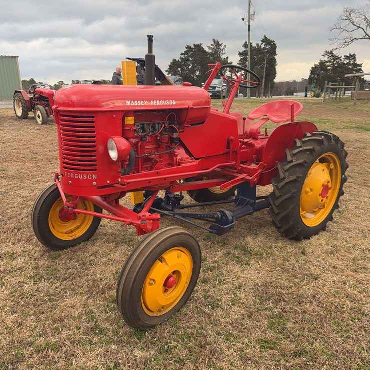 Massey Furgeson Pony