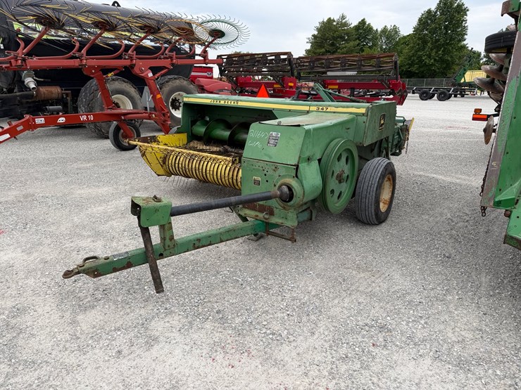 john-deere-347-image-9