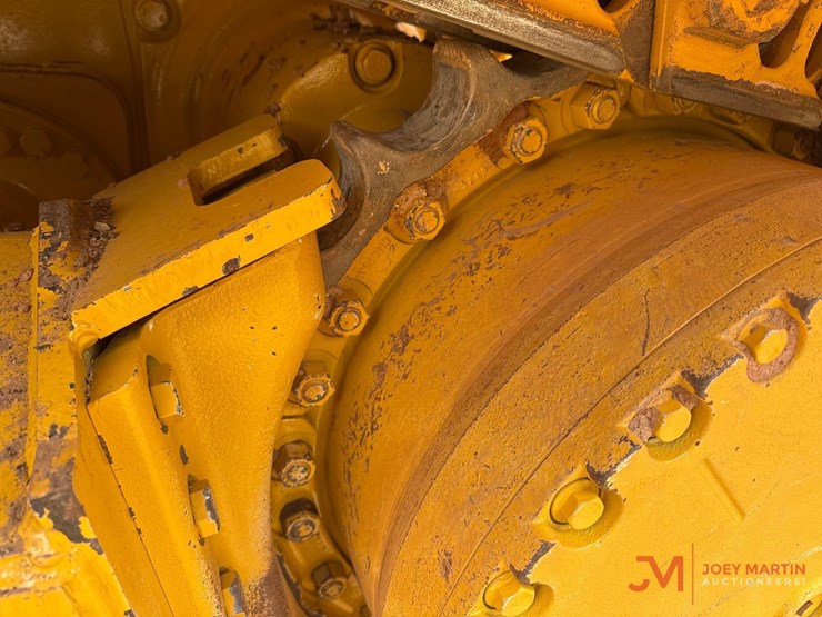 deere-750-image-8