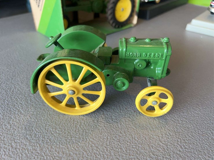 john-deere-model-a-image-9
