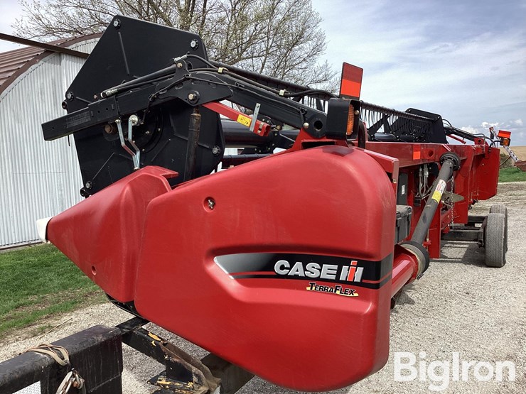 2020-case-ih-3020-image-12