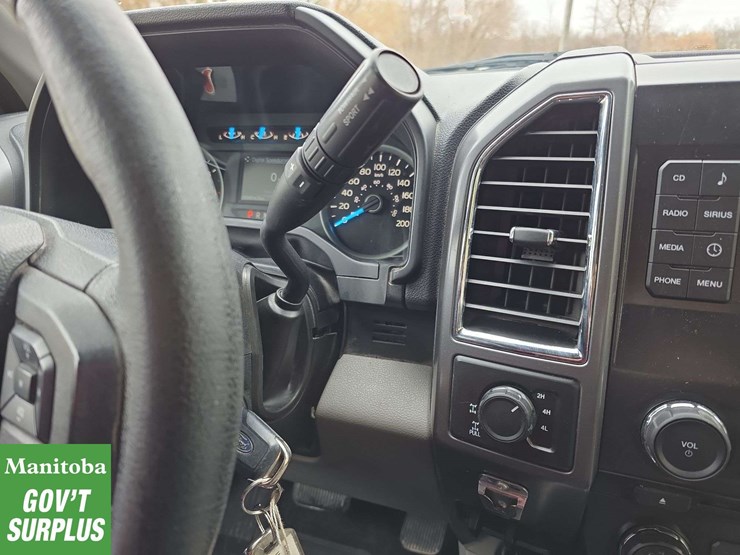 2015-ford-f150-image-23