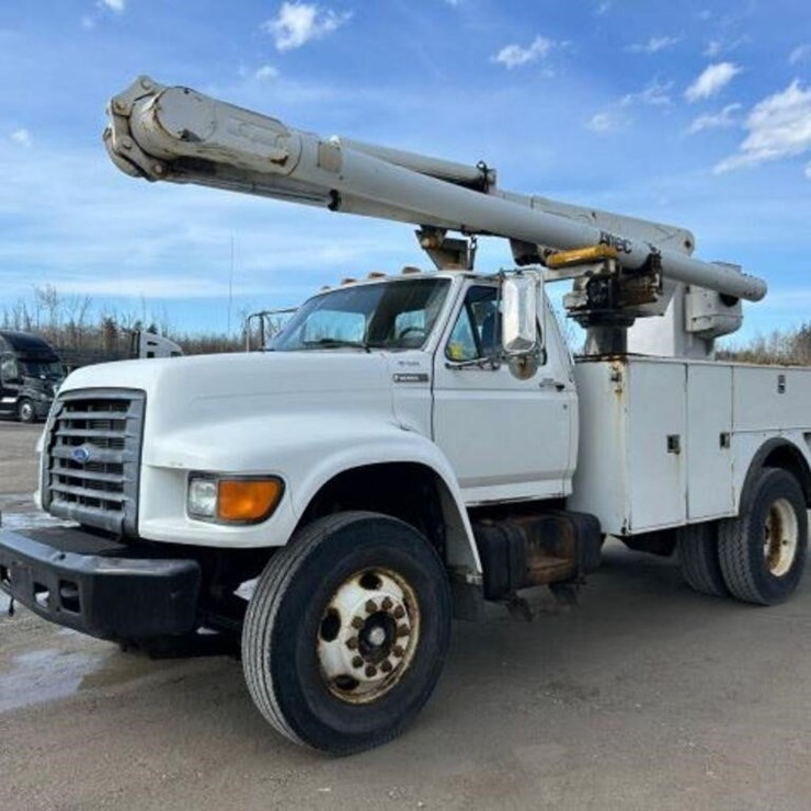 1997 FORD F800