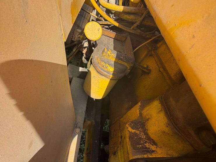 john-deere-840-image-23