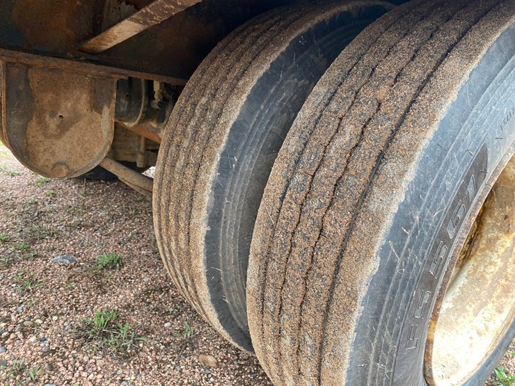 #361-•-2013-towmaster-34'-equipment-tag-trailer-(title-in-delay)-(nitke-yard--mosinee,-wi)-image-16