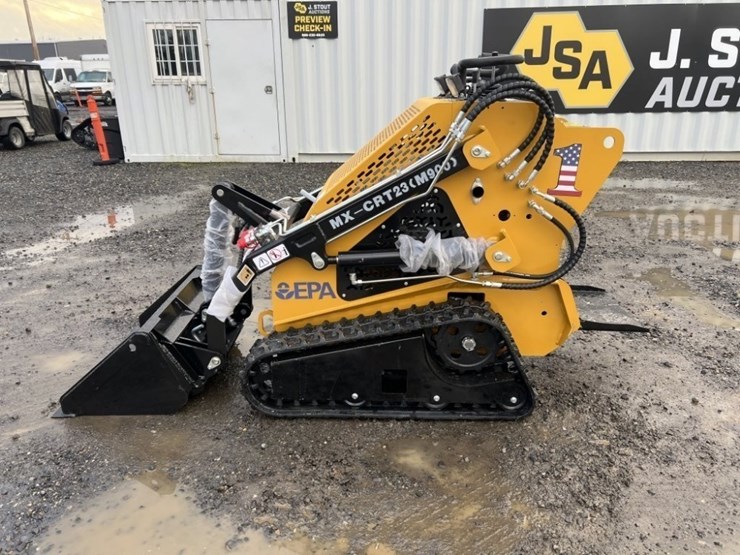 2026-agt-mx-crt23-mini-compact-track-loader-image-7