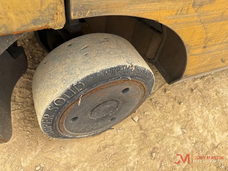 caterpillar-2c5000-image-9