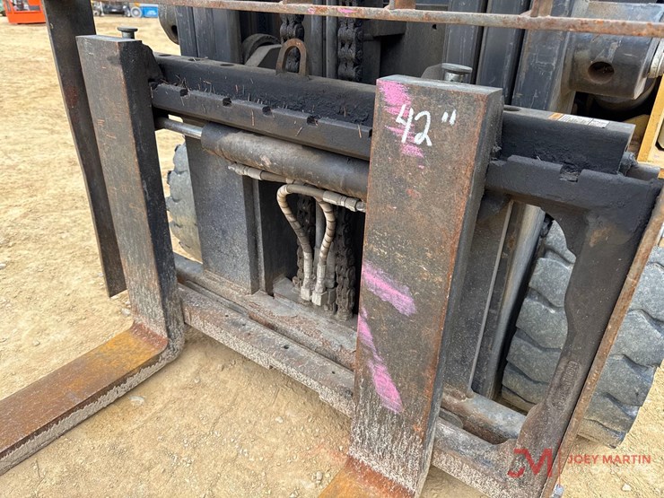 caterpillar-ec30n-image-5