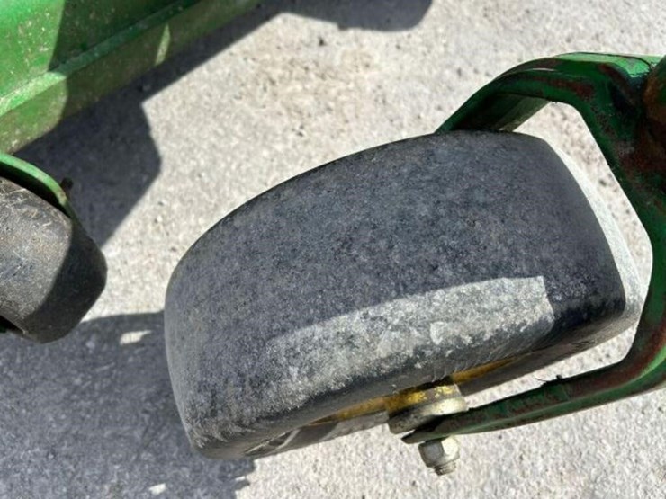 2019-john-deere-z915e-image-30
