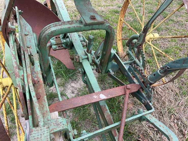 john-deere-one-bottom-plow-image-15