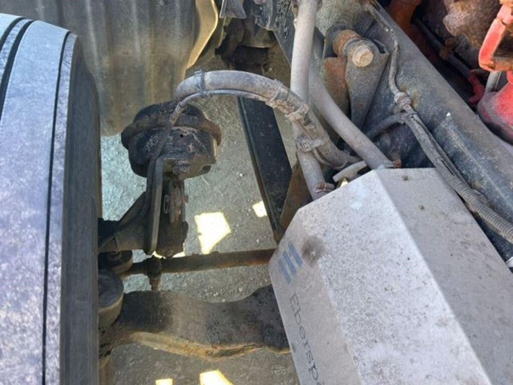 2020-kenworth-t680-image-51