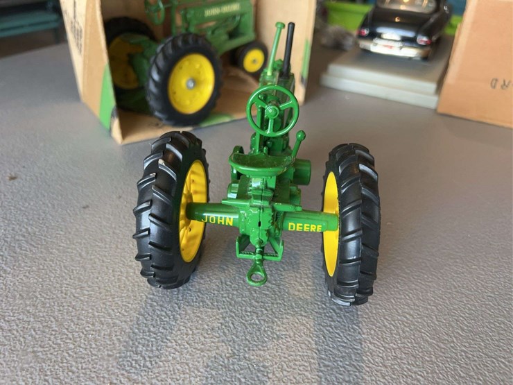 john-deere-model-a-image-11