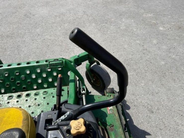 2019-john-deere-z915e-image-12