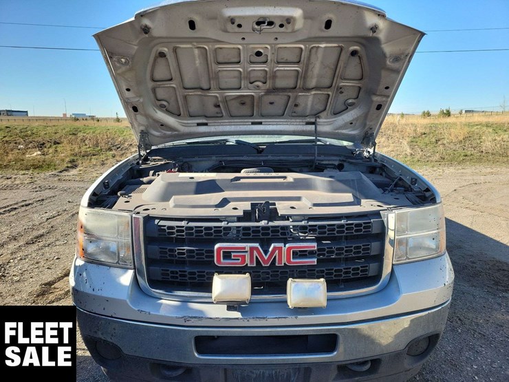 2011-gmc-sierra-2500hd-image-31