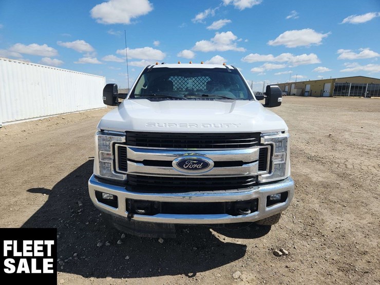 2018-ford-f350-image-28