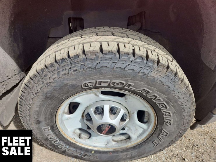 2012-gmc-sierra-2500hd-image-12