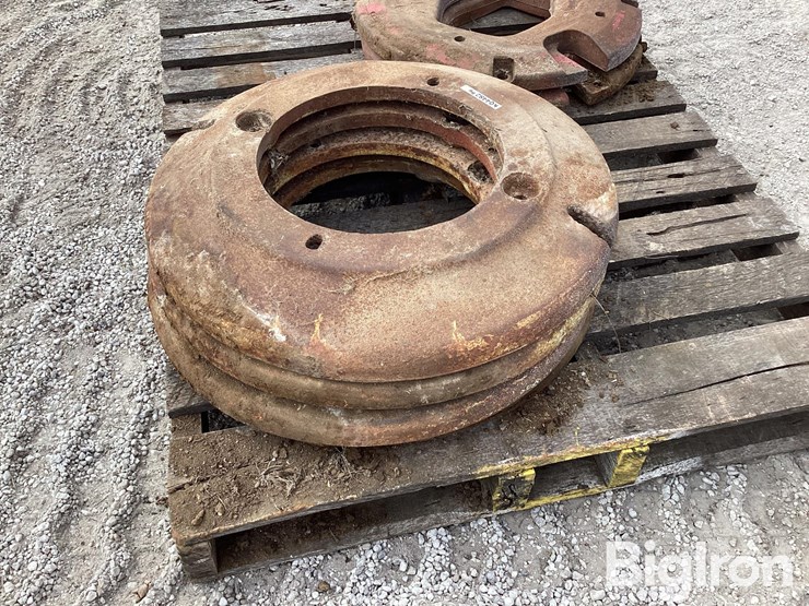 case-ih-&-oliver-rear-end-tractor-weights-image-15