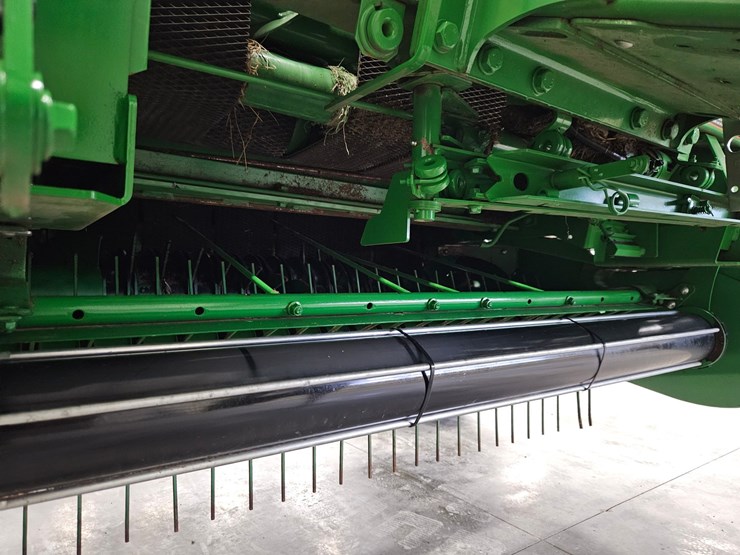 2023-john-deere-451m-image-13