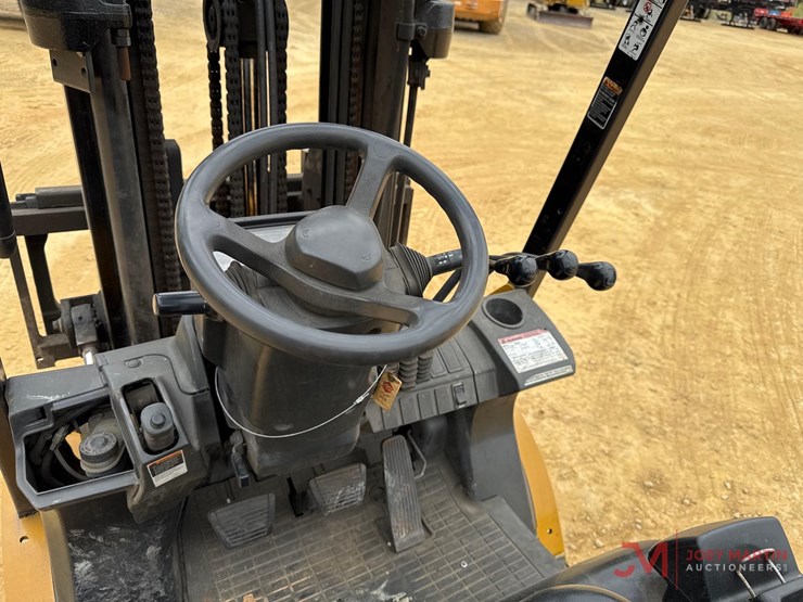 caterpillar-gp25n-image-13