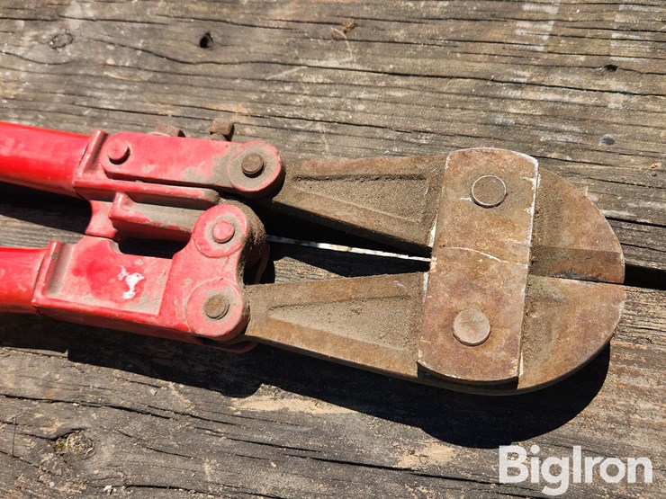 heavy-duty-bolt-cutter/tow-strap-image-7