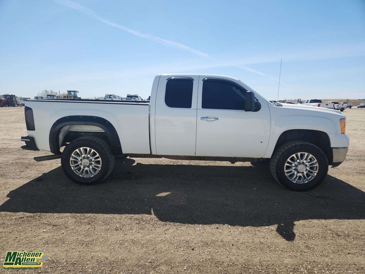 2007-gmc-sierra-2500hd-image-25