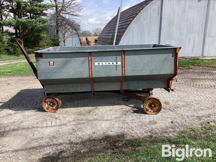 oliver-feed-wagon-w/-running-gear-image-8