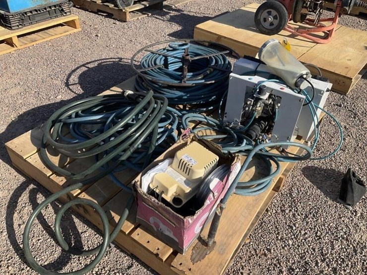 pallet-of-misc-image-4