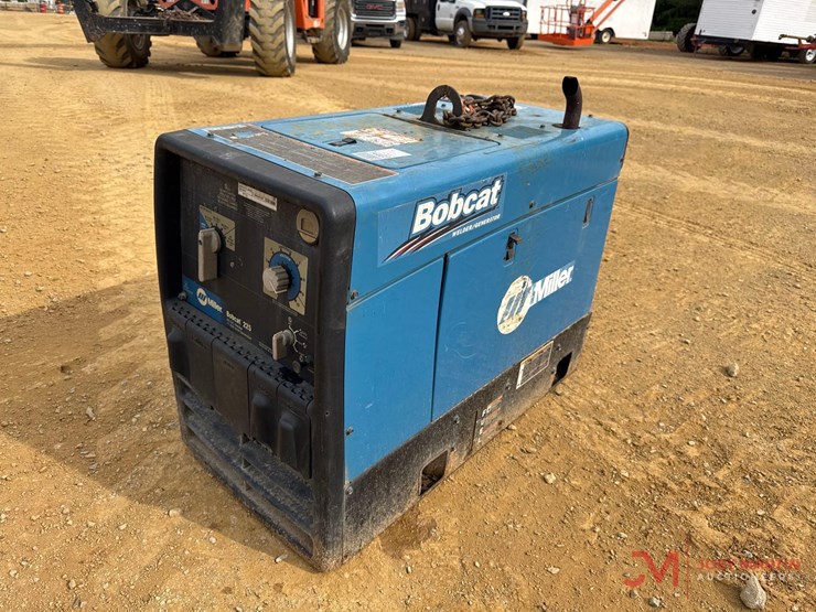 miller-bobcat-225-welder/generator-image-4