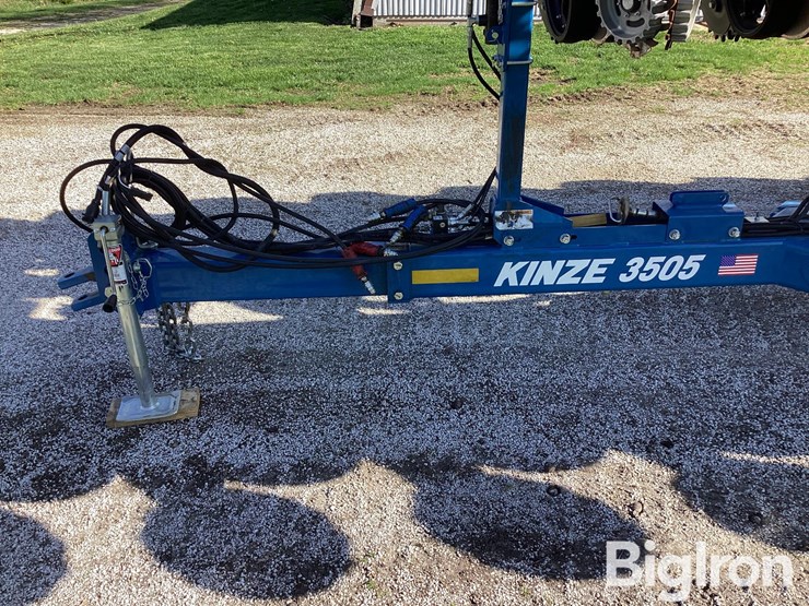 2024-kinze-3505-image-10