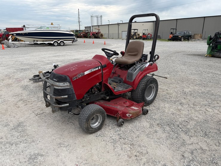case-ih-dx25e-image-1