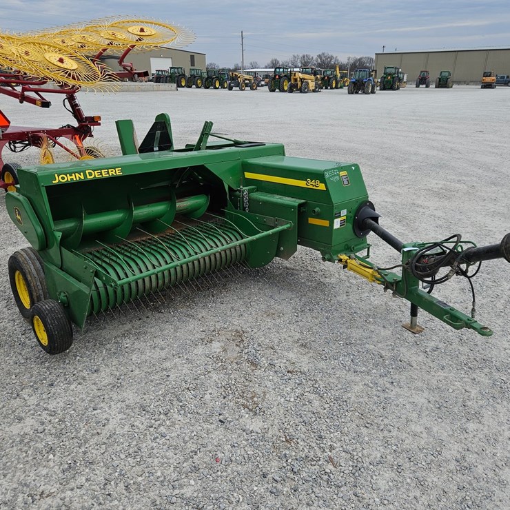 2021 JOHN DEERE 348