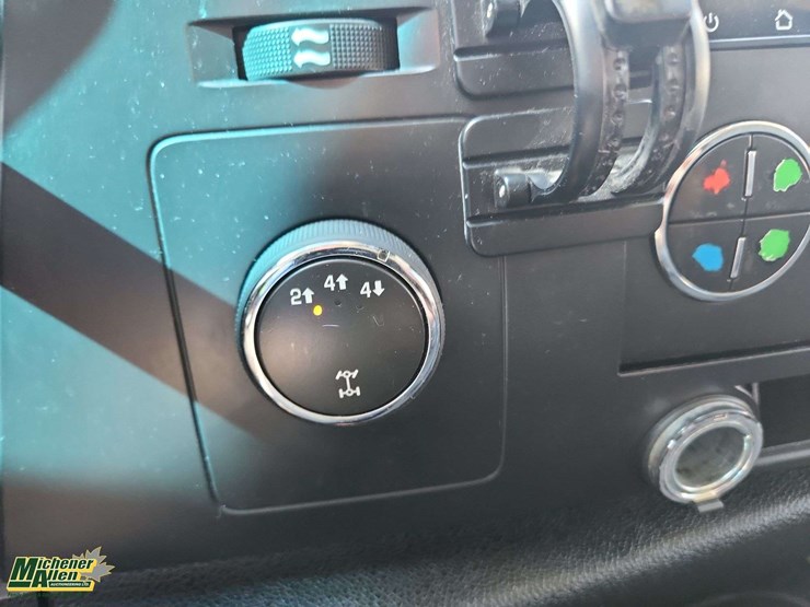 2007-gmc-sierra-2500hd-image-13