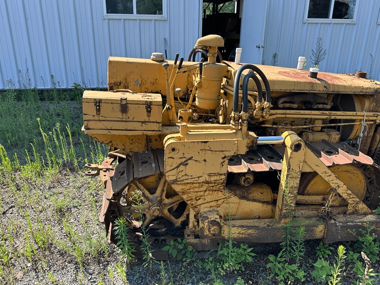 caterpillar-d2-image-18