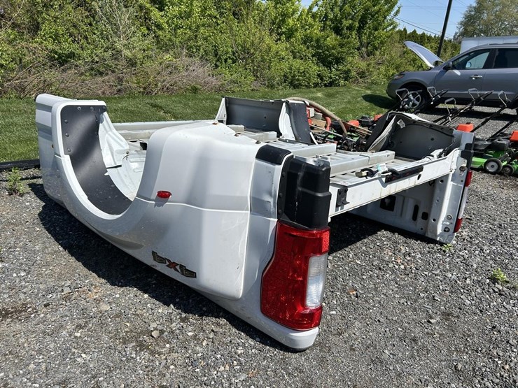 2017-ford-f350-image-3