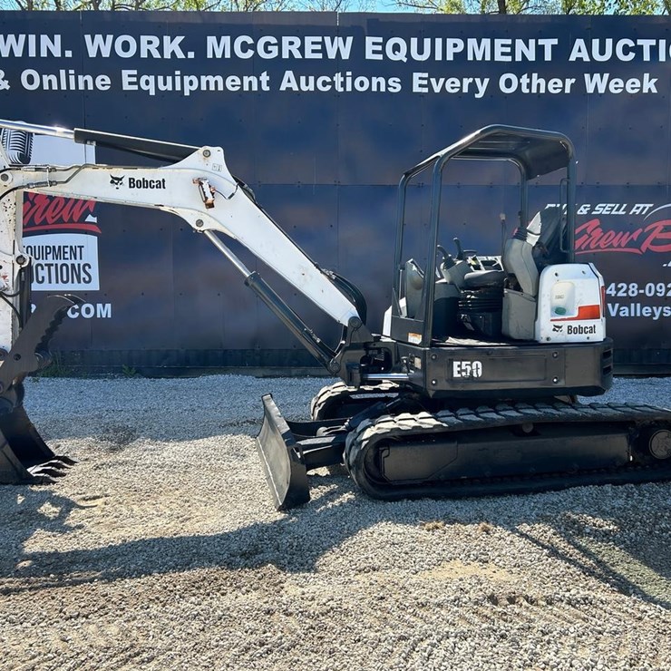 BOBCAT E50