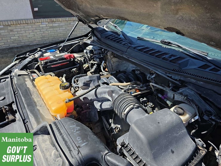2015-ford-f150-xlt-image-35