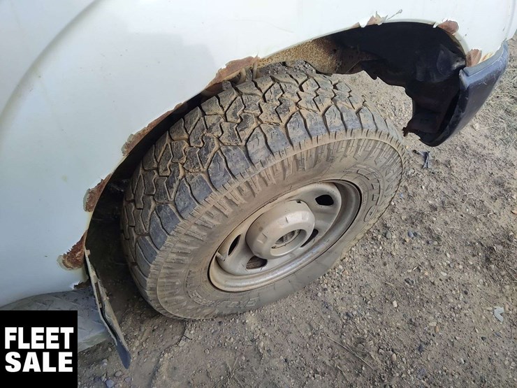 2015-ford-f350-image-26