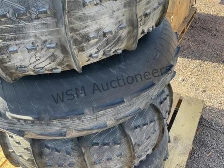32in-sand-paddle-tires-&-15in-wheels-image-3