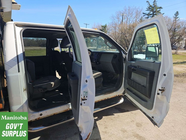 2015-ford-f350-image-27