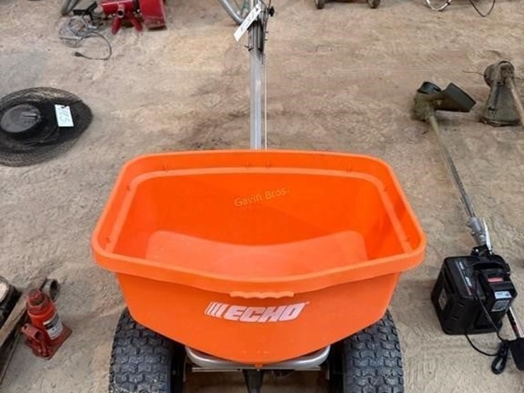 echo-rb-100s-spreader-image-3